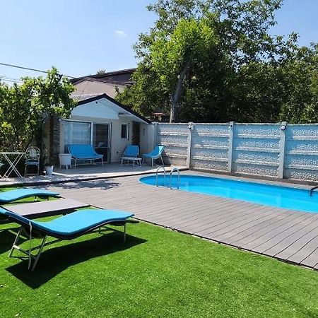 Morii Lake Pool Villa Bucarest Esterno foto